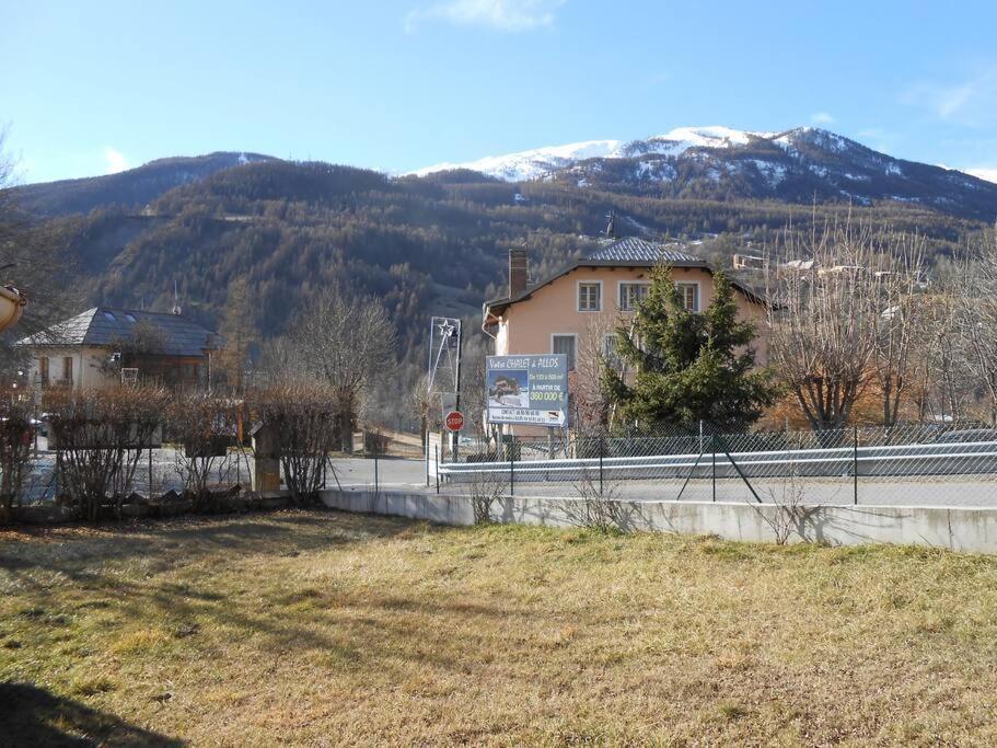 Le Picoulet : Appartement Tout Confort Coeur De Village Allos Exterior photo
